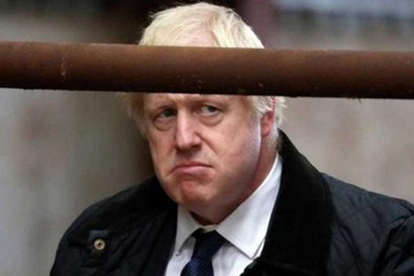 İngiltere'de erken seçime veto