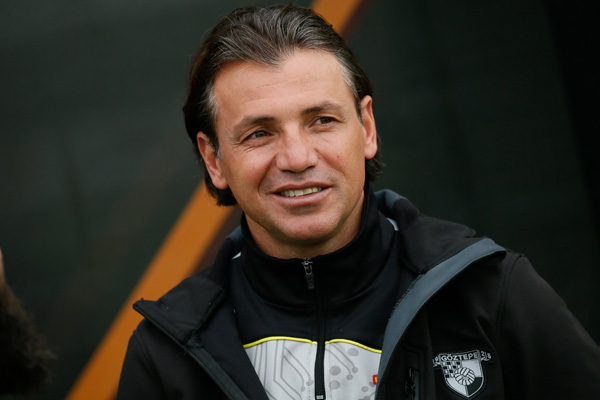 Göztepe'nin teknik direktörü istifa etti