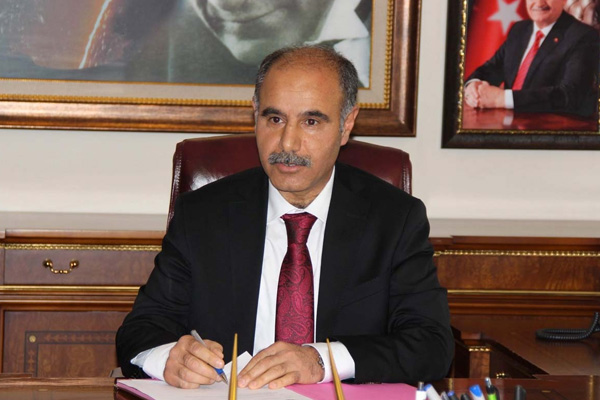 ''DEAŞ'a yönelik operasyonlarda 100 kişi gözaltına alındı''