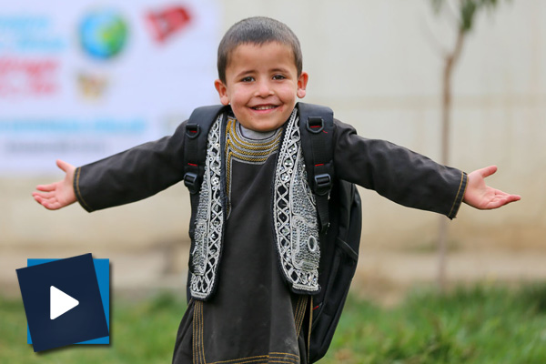 İHH Afganistan'da 'yetim seferi'