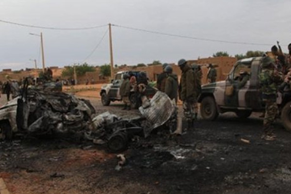 Mali'de askeri noktaya terör saldırısı: Çok sayıda asker öldü