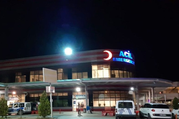 Tavuk döner yiyen 67 kişi zehirlendi