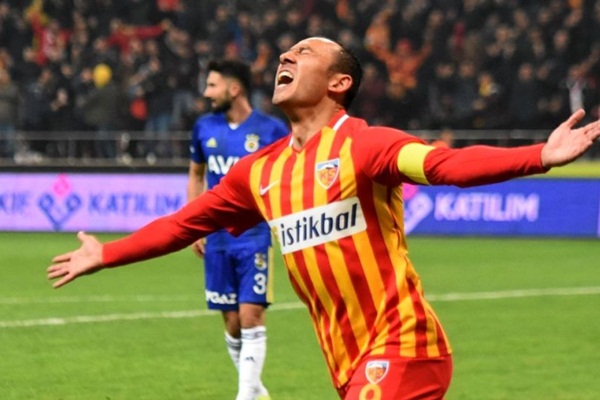 Kayserispor, Fenerbahçe'yi mağlup etti