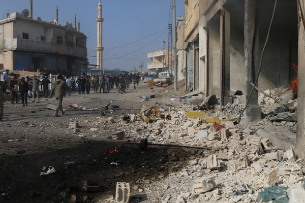 Tel Abyad'da saldırı! Siviller yaralandı