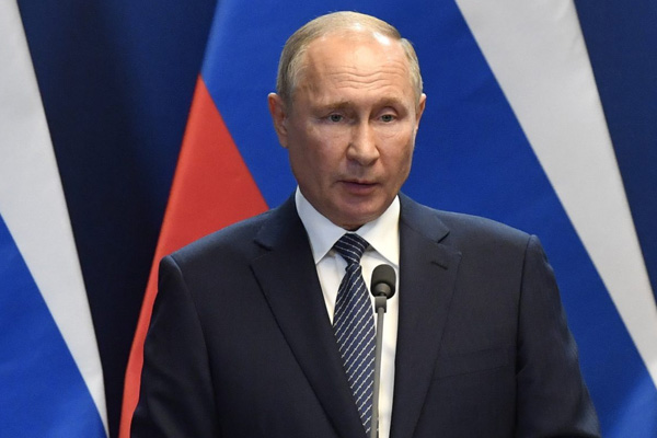 Putin, Wikipedia’nın Rus versiyonunun kurulmasını istedi