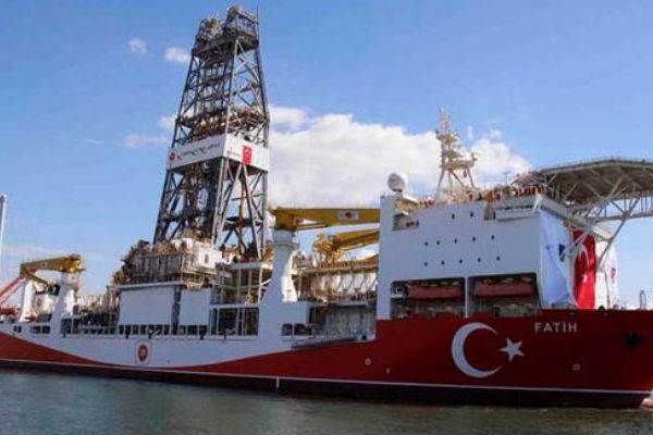 Bakan Dönmez: Fatih Sondaj Gemisi en kısa sürede sondaja başlayacak