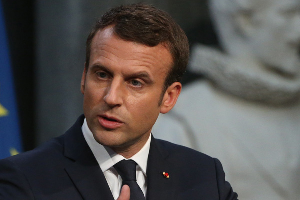 Macron'dan NATO'ya sert eleştiri: Beyin ölümü gerçekleşiyor