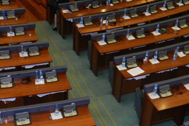 Kosova'da erken parlamento seçimi sonuçları açıklandı