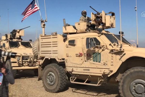 ABD ordusu YPG/PKK'yla petrol için ortak devriye yapıyor