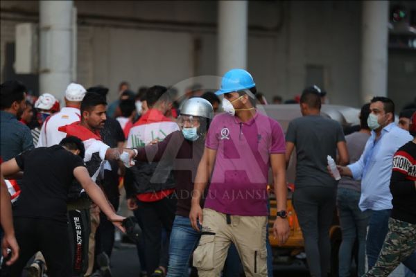 Irak'ta hükümet karşıtı gösteriler sürüyor