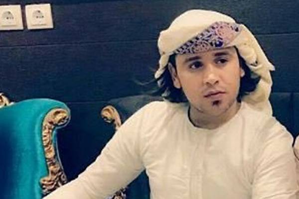 İran'da 'zehirlendiği' öne sürülen muhalif Arap şair toprağa verildi