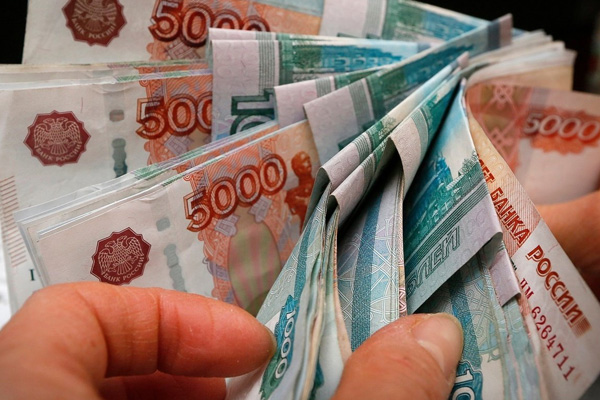 Rusya'da sermaye çıkışı düştü