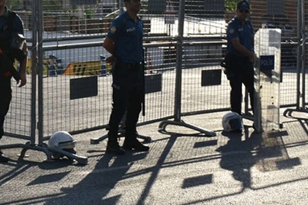 HDP'li 4 belediyeye kayyum atandı