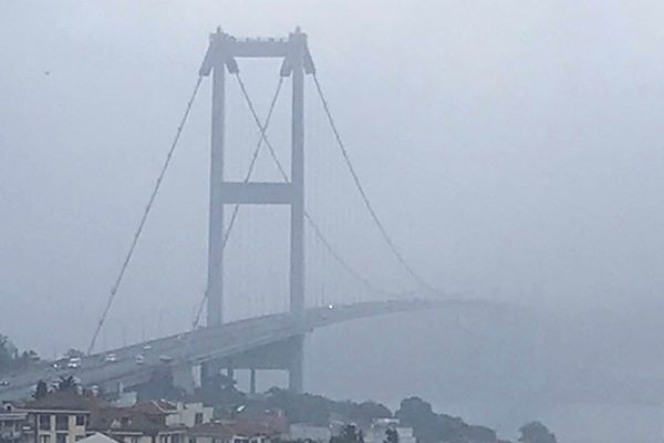 İstanbul Boğazı'nda yoğun sis