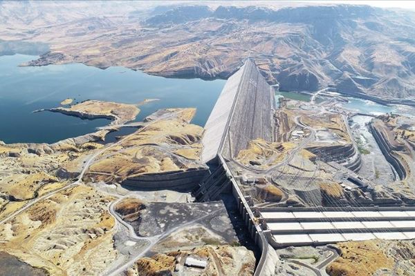 Su tutmaya başlayan Ilısu Barajı enerji üretimine hazırlanıyor