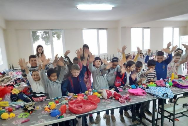 İstanbul'dan Bebekli 75. Yıl İlkokuluna destek