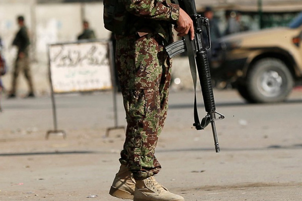 Afganistan'da silahlı saldırı: Emniyet müdürü ile 3 koruması öldürüldü