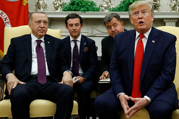 Frankfurter Allgemeine Zeitung, ABD-Türkiye zirvesini değerlendirdi: Erdoğan, Trump’ı rezil etti!
