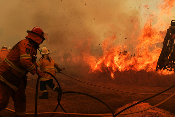 Avustralya'da yangınlar söndürülemiyor