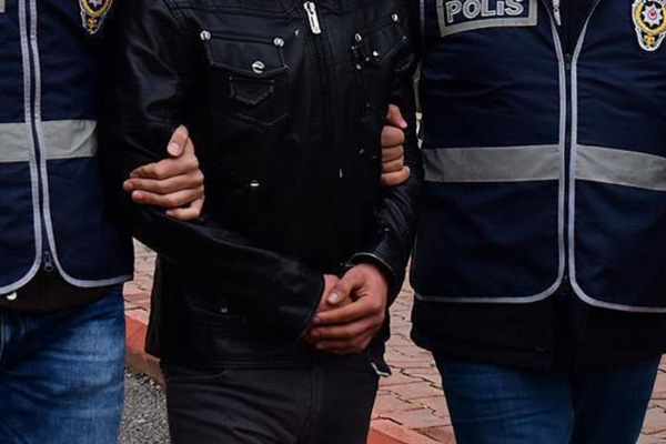 Denizli'de FETÖ operasyonu: 9 gözaltı