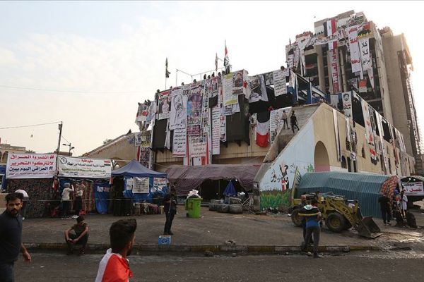 Bağdat'taki Türk Lokantası binası göstericilerin buluşma noktası oldu