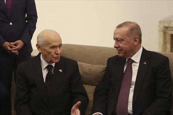 Erdoğan ile Bahçeli Meclis'te bir araya geldi