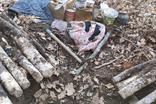 Bitlis'te terör operasyonu: Çok sayıda silah ele geçirildi