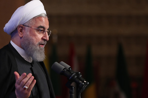 İran lideri Ruhani: Protestolar halk sayesinde başarısız oldu