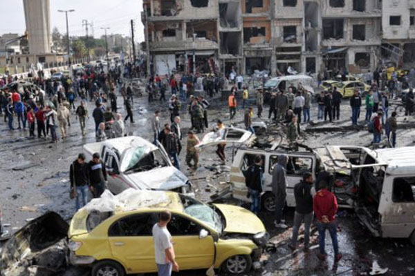 Humus'ta bombalı saldırı: 46 ölü