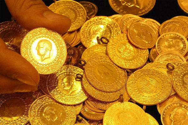 Altın haftaya düşüşle başladı