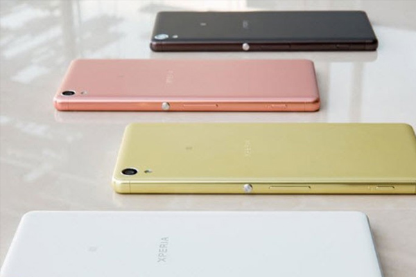 Sony’den üç yeni telefon