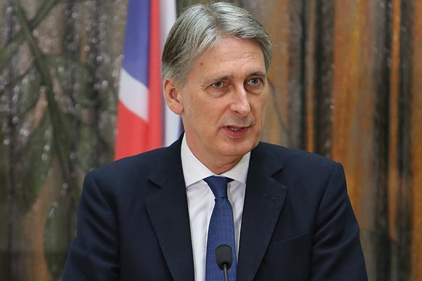 İngiltere Suriye'deki durumdan rahatsız