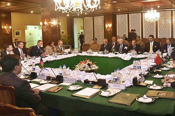 Afgan hükümetinden Taliban'a görüşme çağrısı