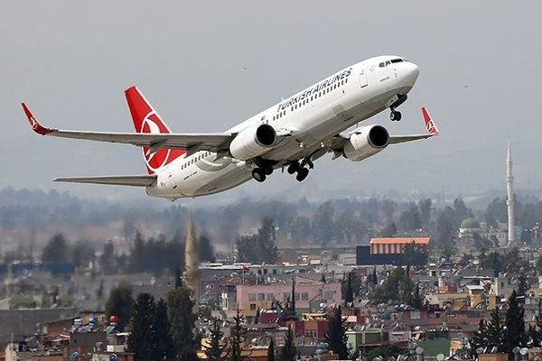 THY uçağı geri döndü
