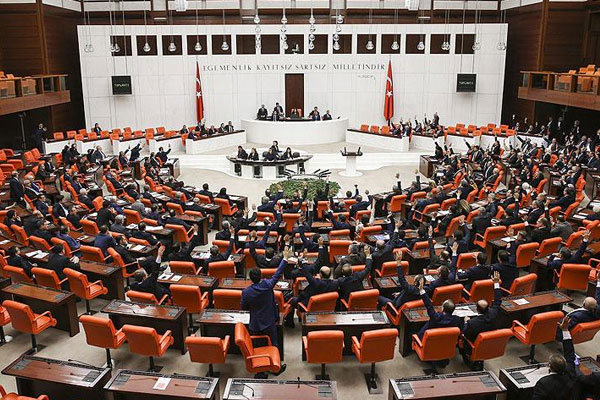 Meclis'te 13 günlük bütçe mesaisi