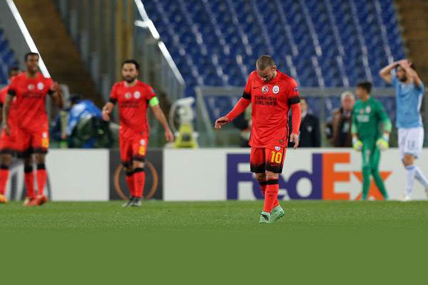 G.Saray Roma'yı değil, kendini yaktı