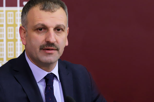 Saral: Devrim Muhafızları terör listesine alınsın