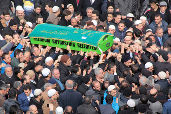 Kırkıncı Hoca son yolculuğuna uğurlandı