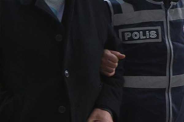 Suriye sınırında PKK'nın kuryesi yakalandı