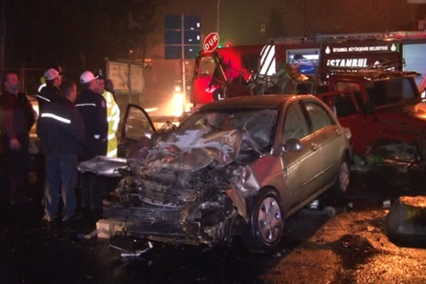 Sarıyer’de feci kaza:1 ölü, 2 yaralı