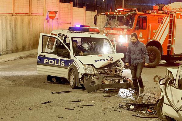 Polisten kaçan sürücü kaza yaptı