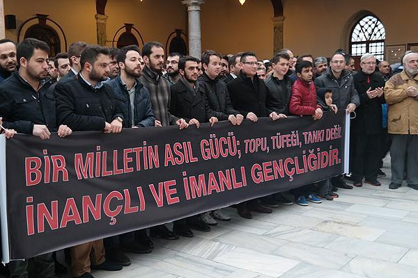 28 Şubat sürecine protesto