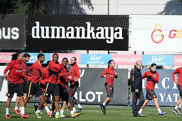 Denizli futbolcularla vedalaştı