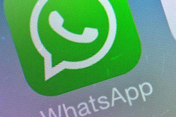 BAE'de WhatsApp'ta şiir cezası