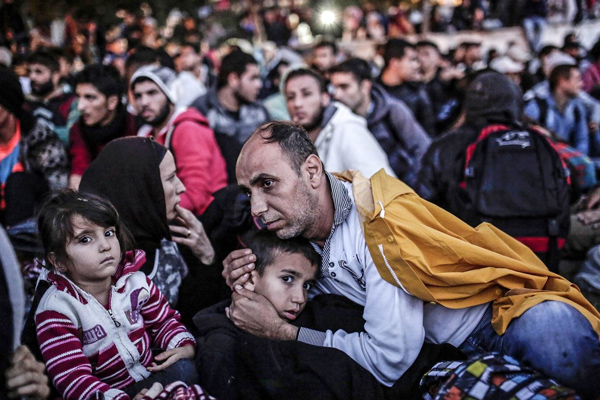 AB sığınmacıları sınırlarda hapsediyor