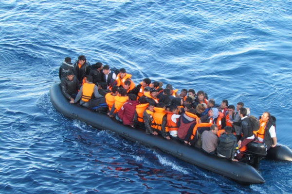 NATO'dan Ege'de ilk operasyon