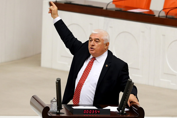 Erdoğan'a hakaret eden CHP'li Ekici Meclis'ten kovuldu