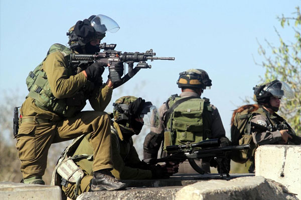 İsrail askerleri 2 Filistinliyi öldürdü