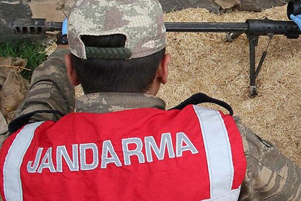 Hakkari'de mühimmat ele geçirildi