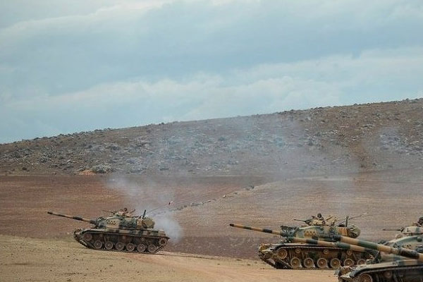 'Türkiye, Suriye’ye girmekten korkuyor'